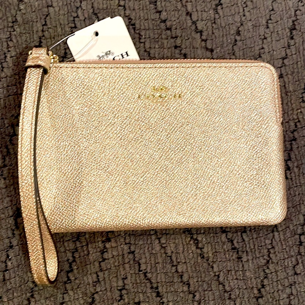 Coach Metallic Champagne/ Gold Cross Grain Leather Wristlet 6 x 4 NWT